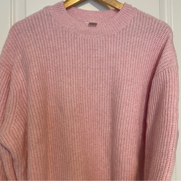 H&M Pink Long Sleeve Sweater size M - Picture 3 of 3